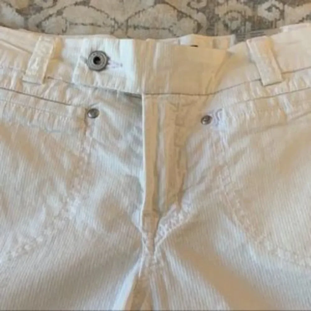 🆕 Bandolinoblu White Denim Stretch Shorts size 6